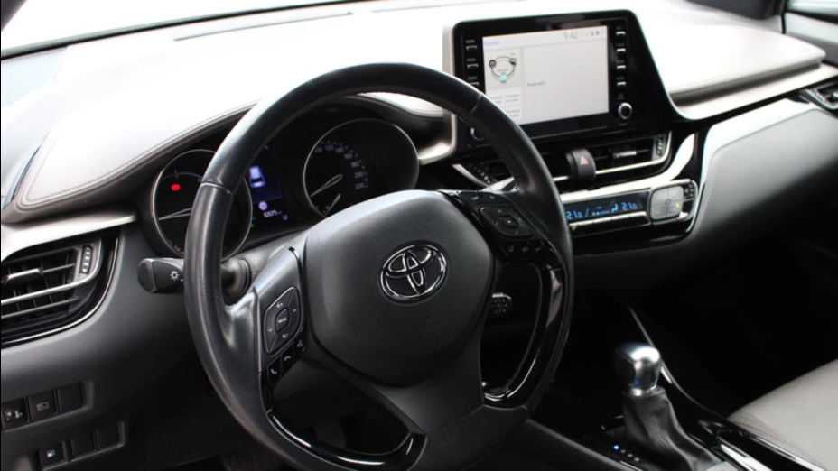 TOYOTA C-HR C-HR 2.0 Hybrid Executive