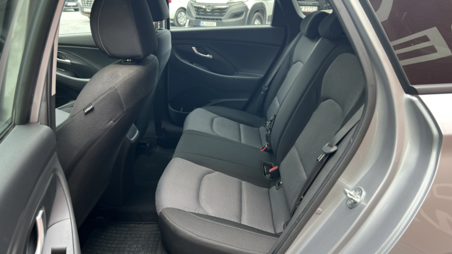 HYUNDAI i30 i30 1.5 DPI Modern