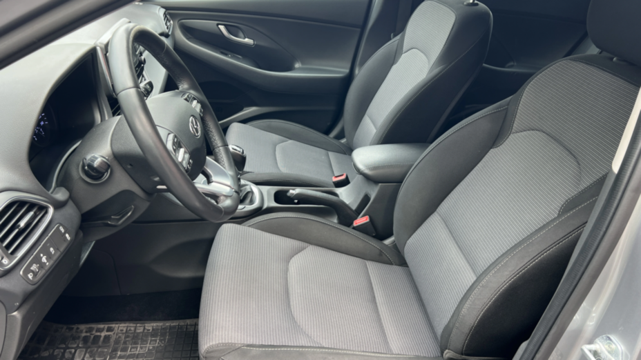 HYUNDAI i30 i30 1.5 DPI Modern