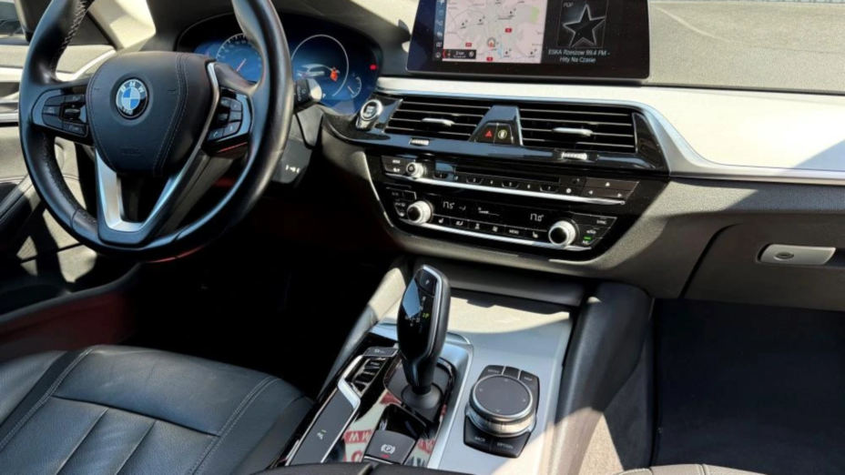 BMW Seria 5 520d xDrive sport-aut