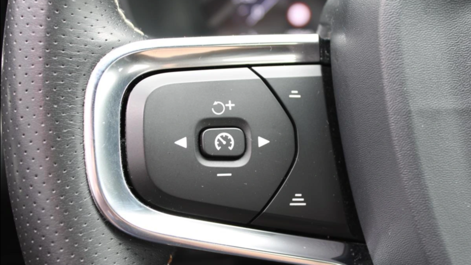 VOLVO XC40 XC40 D3 SCR R-Design aut