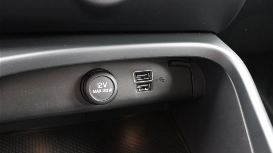 VOLVO XC40 XC40 D3 SCR R-Design aut