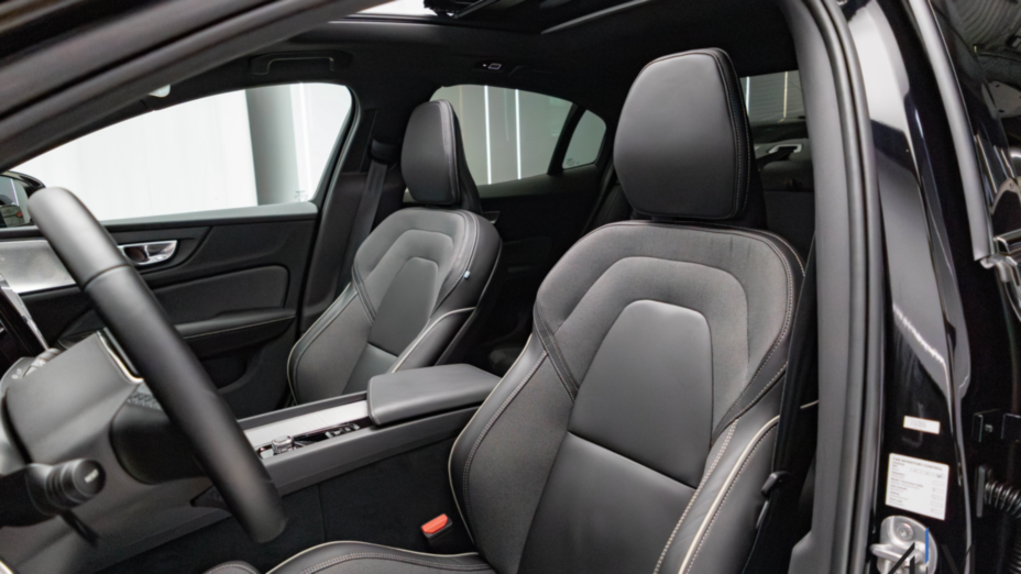 VOLVO S60 S60 B5 B AWD Ultimate Dark aut