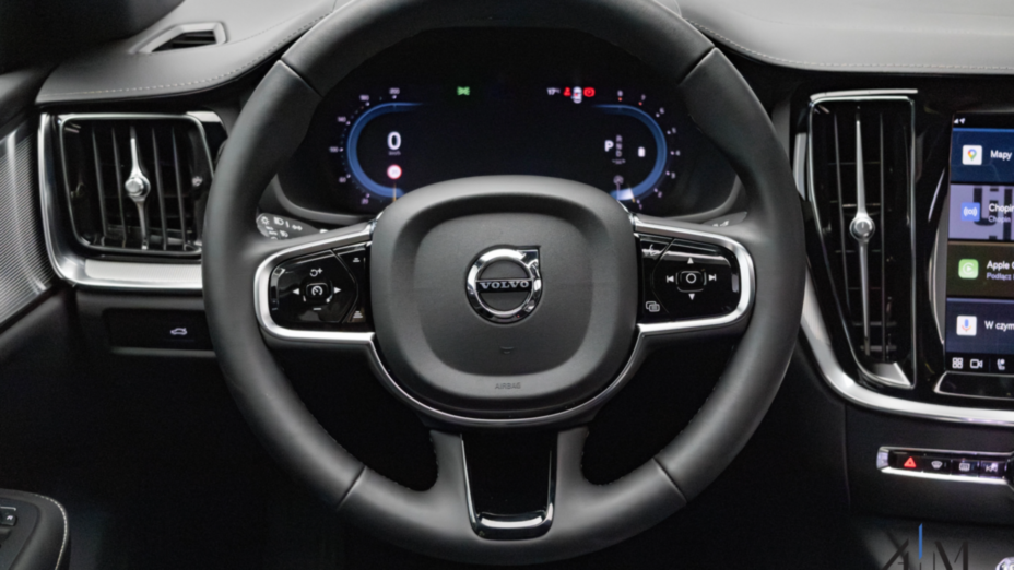VOLVO S60 S60 B5 B AWD Ultimate Dark aut