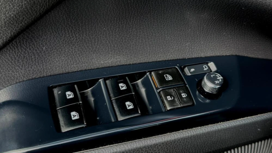 TOYOTA Camry Camry 2.5 Hybrid Comfort CVT