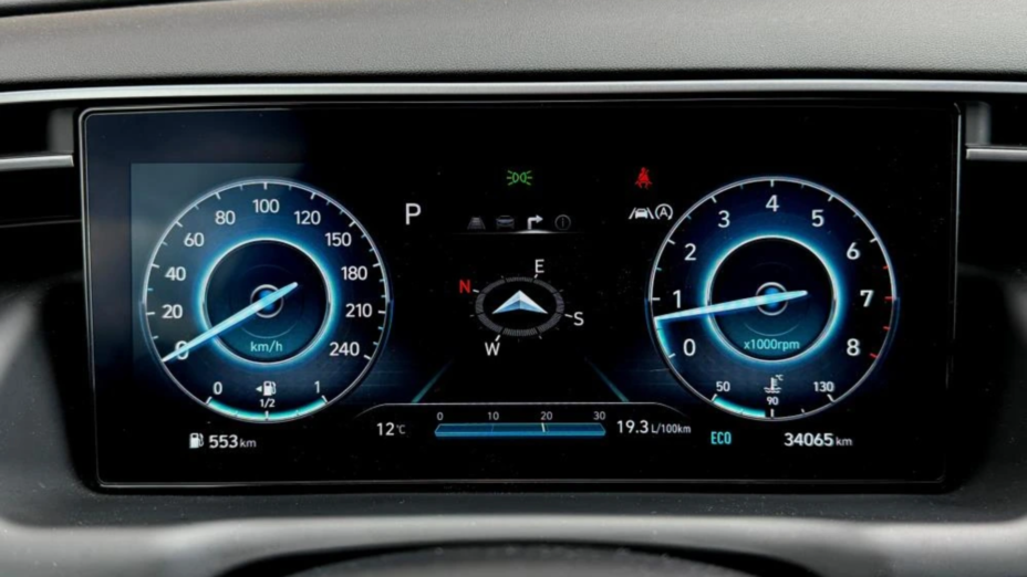 HYUNDAI Tucson Tucson 1.6 T-GDi 48V Executive 4WD DCT