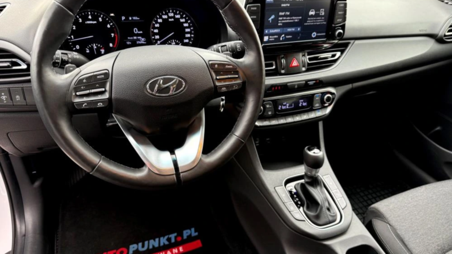HYUNDAI i30 i30 1.5 T-GDI 48V Smart DCT