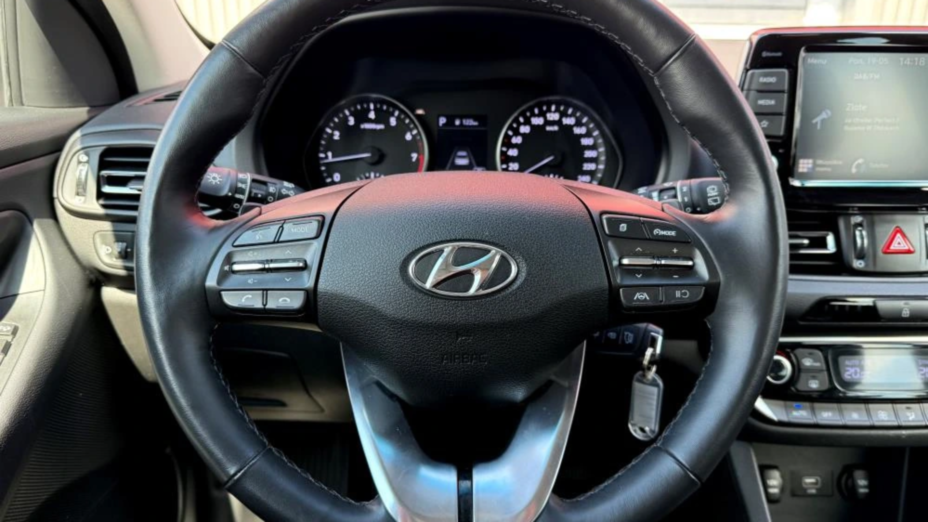 HYUNDAI i30 i30 1.5 T-GDI 48V Smart DCT
