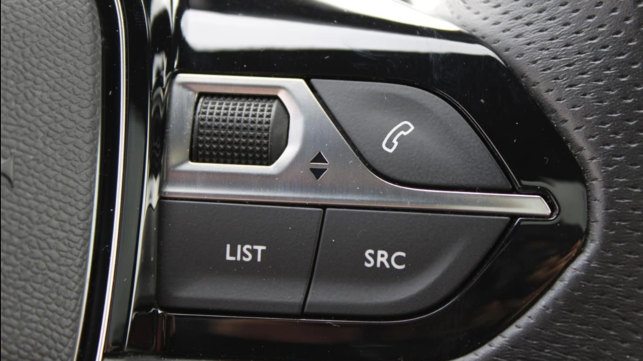 PEUGEOT 5008 5008 2.0 BlueHDi GT Pack S&S EAT8