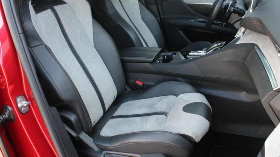PEUGEOT 3008 3008 1.6 PureTech Hybrid4 PHEV GT S&S EAT8