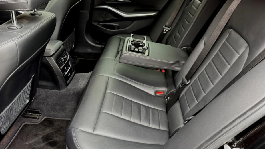 BMW Seria 3 320d xDrive Luxury Line sport-aut