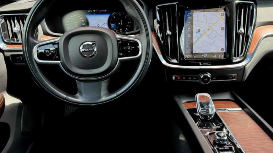 VOLVO V60 V60 B4 D Inscription aut