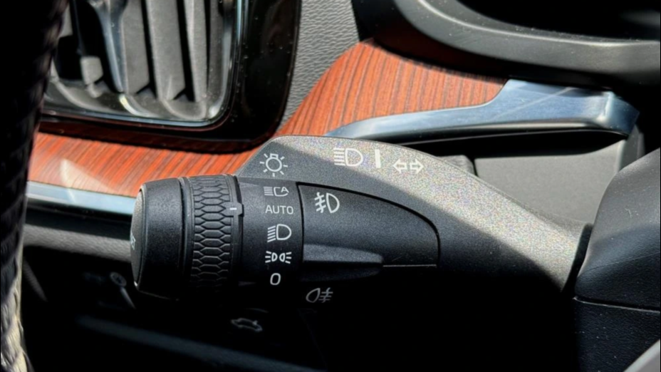 VOLVO V60 V60 B4 D Inscription aut