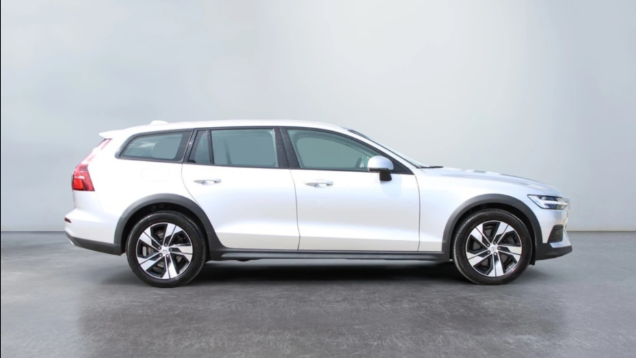 VOLVO V60 V60 CC B4 D AWD aut