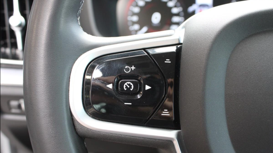 VOLVO V60 V60 CC B4 D AWD aut