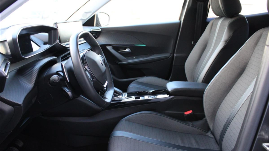 PEUGEOT 2008 2008 1.2 PureTech Allure S&S EAT8