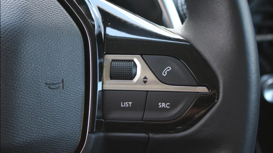PEUGEOT 2008 2008 1.2 PureTech Allure S&S EAT8