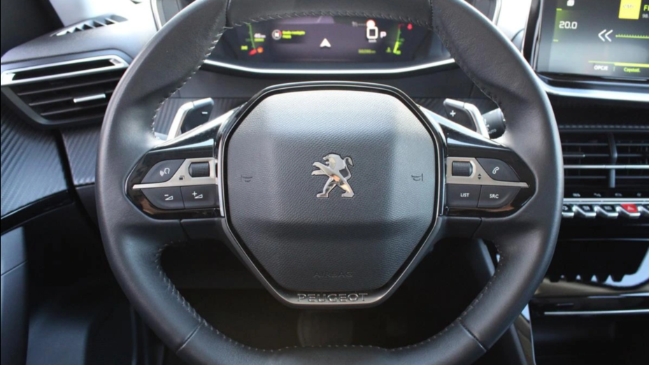 PEUGEOT 2008 2008 1.2 PureTech Allure S&S EAT8