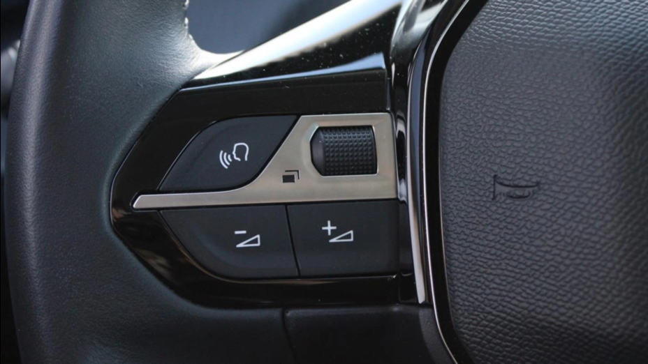 PEUGEOT 2008 2008 PureTech 100 Active S&S BVM6