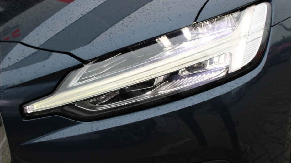 VOLVO V60 V60 B5 B Inscription aut