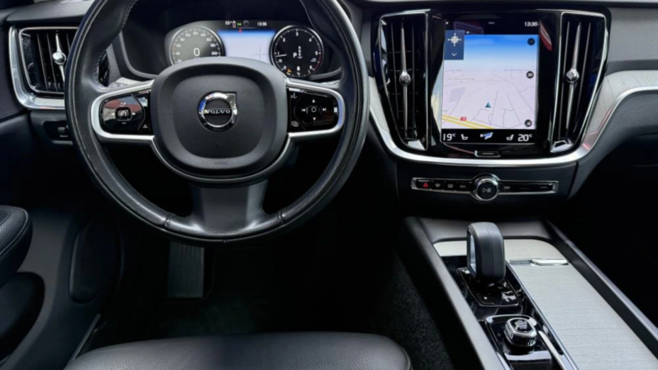 VOLVO V60 V60 CC Pro B4 D AWD aut