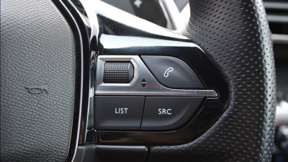 PEUGEOT 3008 3008 1.6 PureTech GPF GT Line S&S EAT8