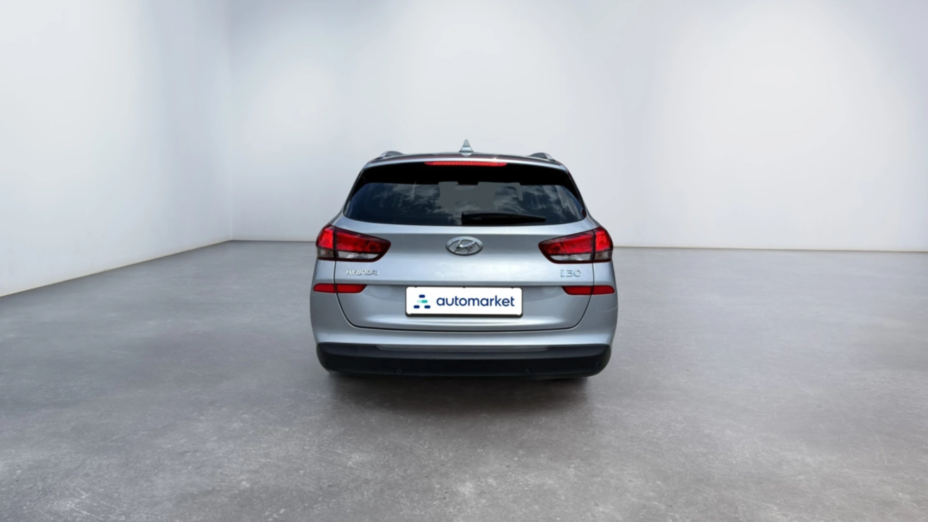 HYUNDAI i30 i30 1.5 DPI Classic +