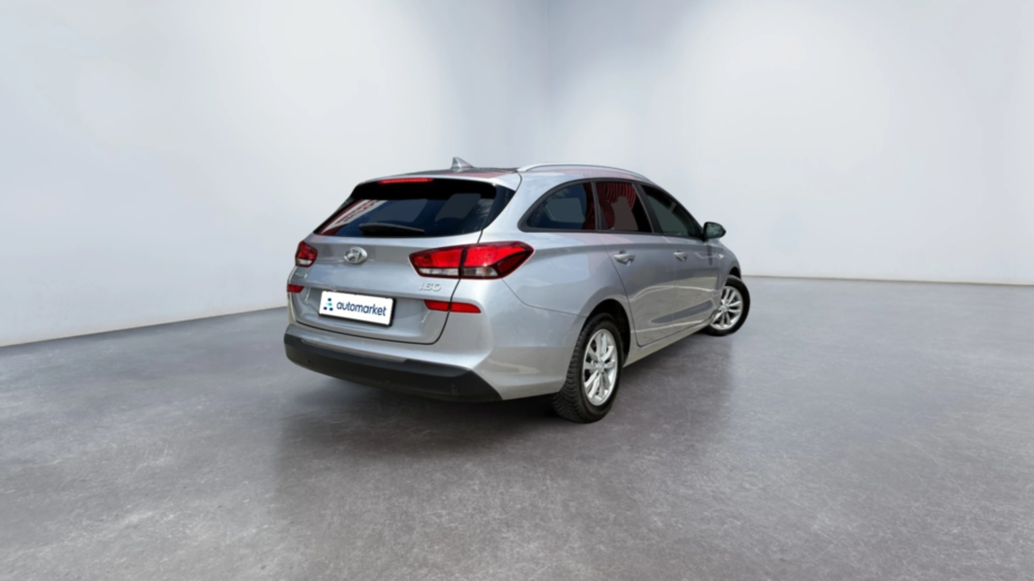 HYUNDAI i30 i30 1.5 DPI Classic +
