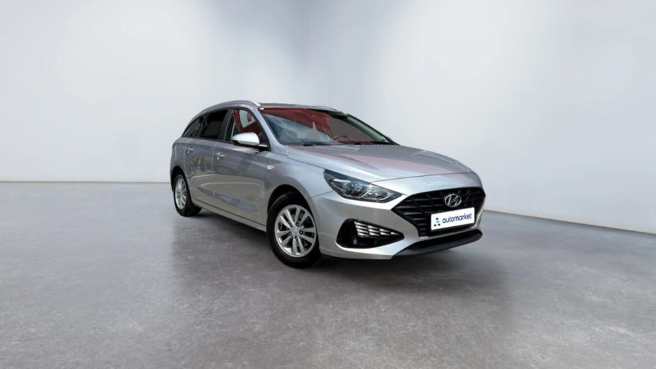 HYUNDAI i30 i30 1.5 DPI Classic +