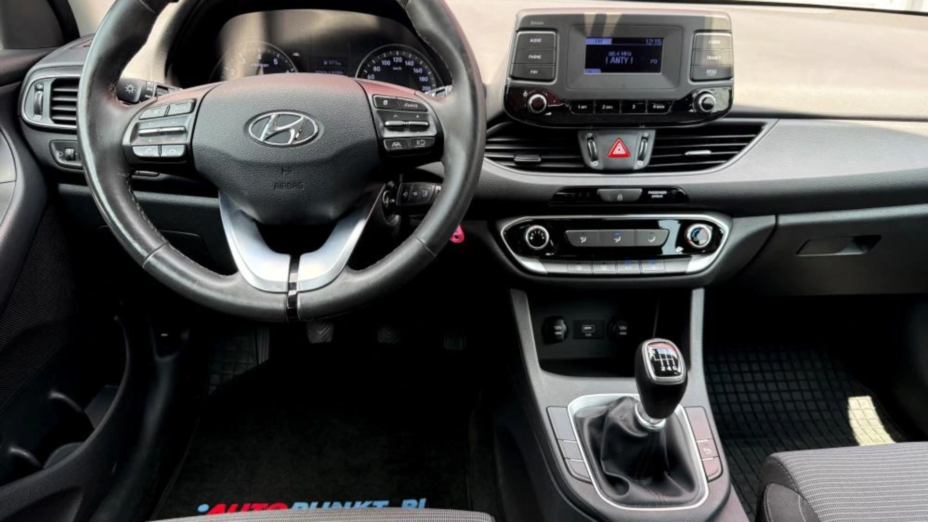 HYUNDAI i30 i30 1.5 DPI Classic +