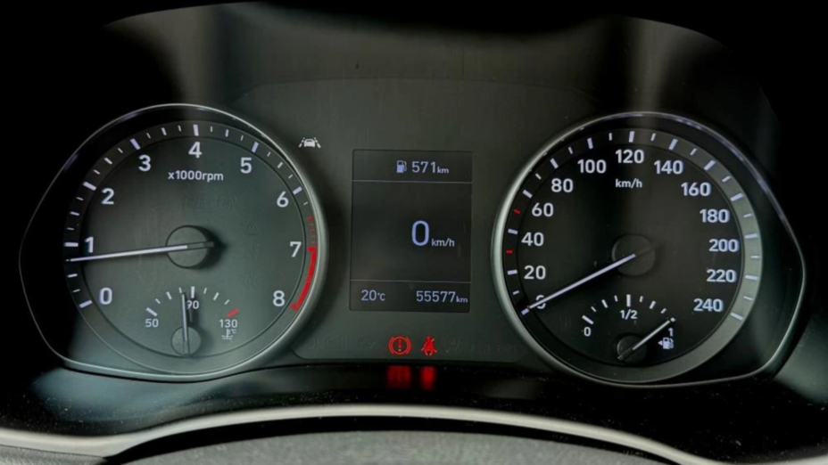 HYUNDAI i30 i30 1.5 DPI Classic +