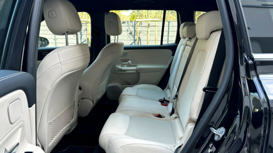 MERCEDES-BENZ GLB GLB 250 Progressive 8G-DCT