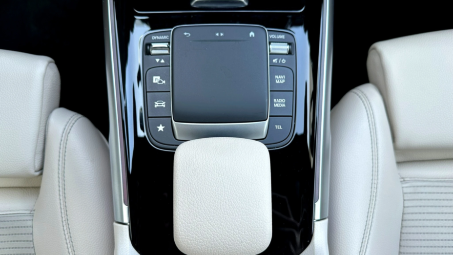 MERCEDES-BENZ GLB GLB 250 Progressive 8G-DCT