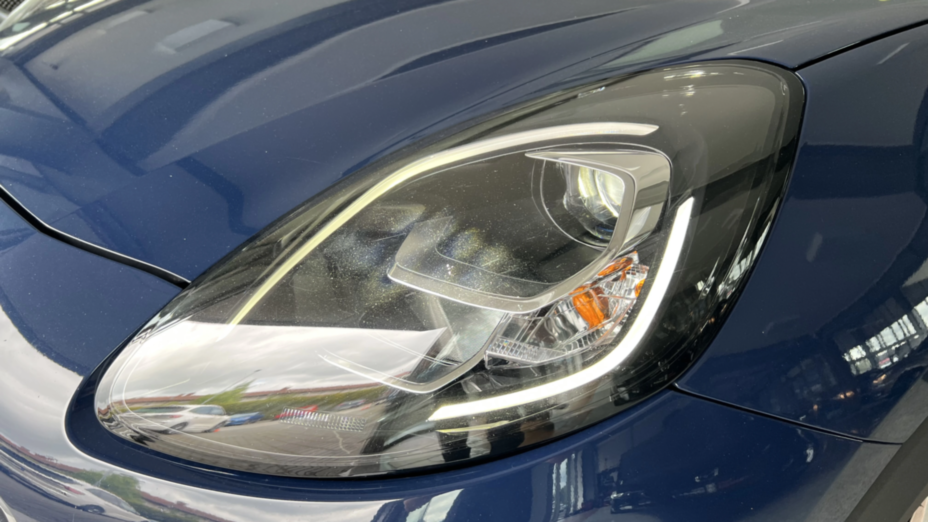 FORD Puma Puma 1.0 EcoBoost Titanium