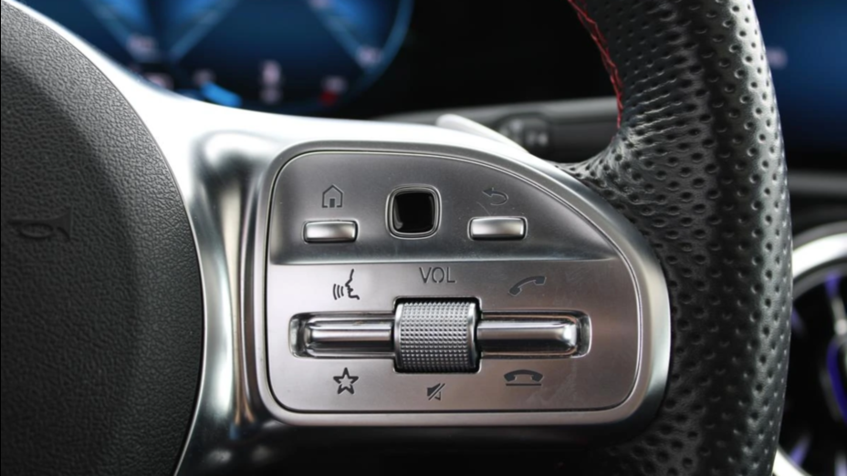 MERCEDES-BENZ CLA CLA 200 d AMG Line 8G-DCT