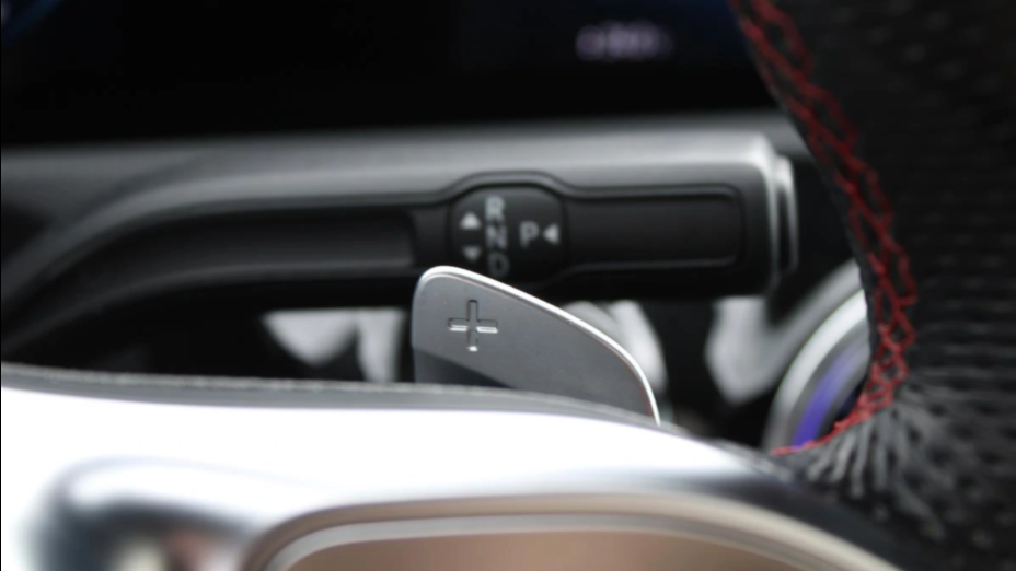 MERCEDES-BENZ CLA CLA 200 d AMG Line 8G-DCT