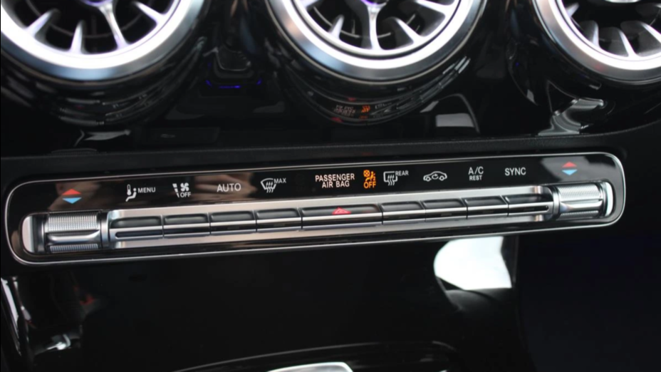 MERCEDES-BENZ CLA CLA 200 d AMG Line 8G-DCT