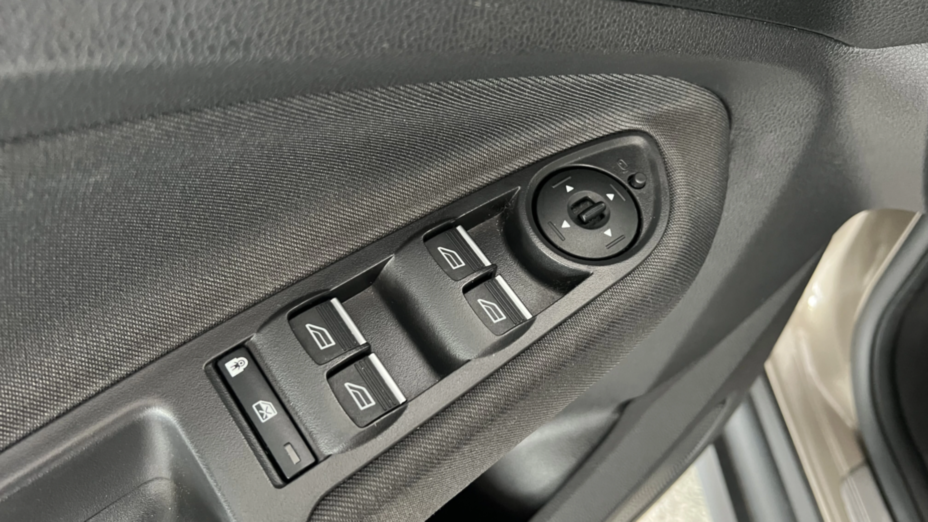 FORD C-MAX C-MAX 1.0 EcoBoost Titanium ASS