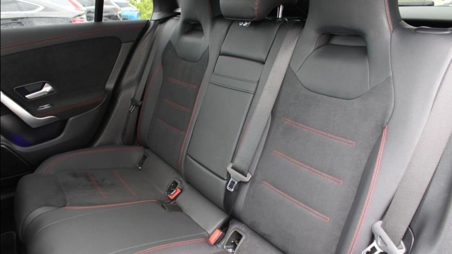 MERCEDES-BENZ CLA CLA 200 d AMG Line 8G-DCT