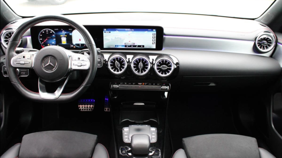 MERCEDES-BENZ CLA CLA 200 d AMG Line 8G-DCT