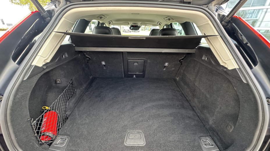 VOLVO XC60 XC60 T4 Momentum aut