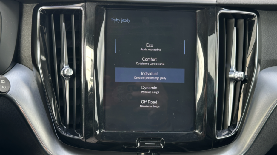 VOLVO XC60 XC60 T4 Momentum aut