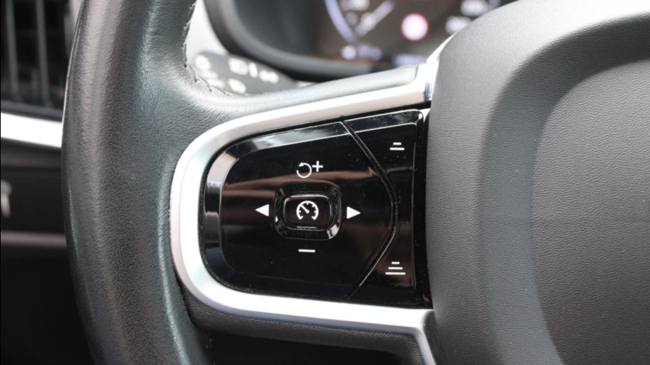 VOLVO V90 V90 CC D4 AWD aut