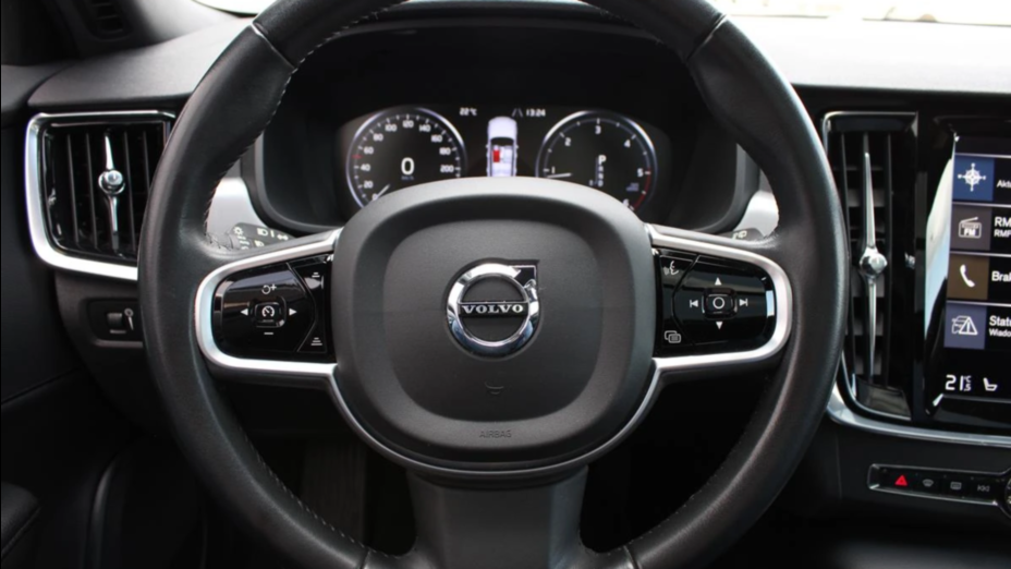 VOLVO V90 V90 CC D4 AWD aut