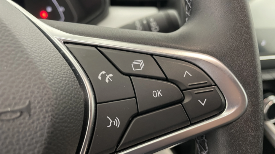 RENAULT Clio Clio 1.6 E-TECH Full Hybrid 145 Techno
