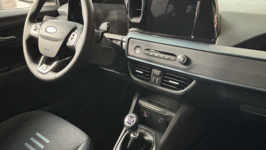 FORD Tourneo Courier Tourneo Courier 1.0 EcoBoost Active Nowy