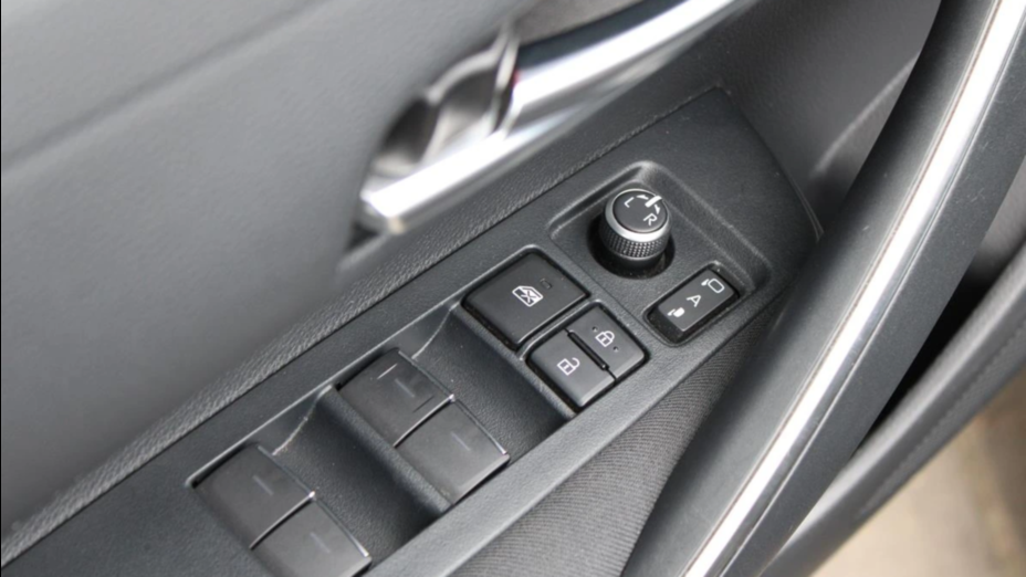 TOYOTA Corolla Corolla 2.0 Hybrid Comfort