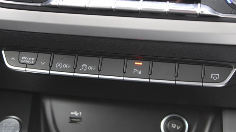 AUDI A4 A4 35 TDI mHEV Advanced S tronic