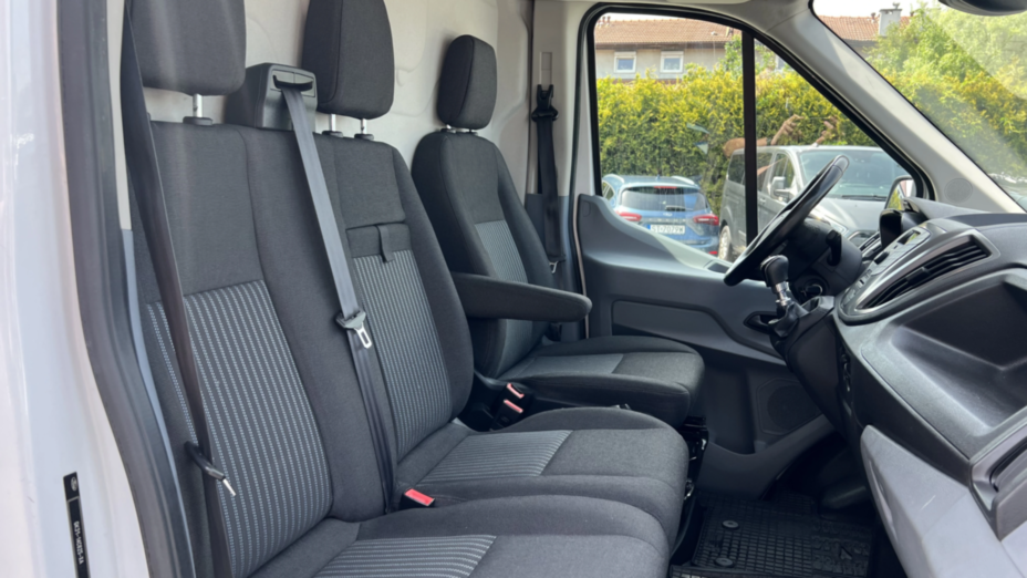 FORD Transit Transit 350 L4H3 RWD Trend