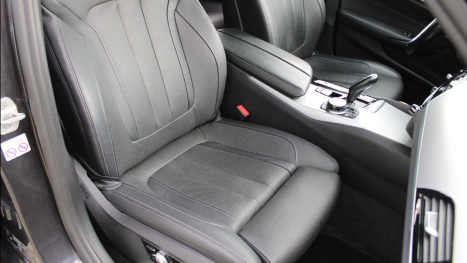 BMW Seria 5 520d xDrive aut